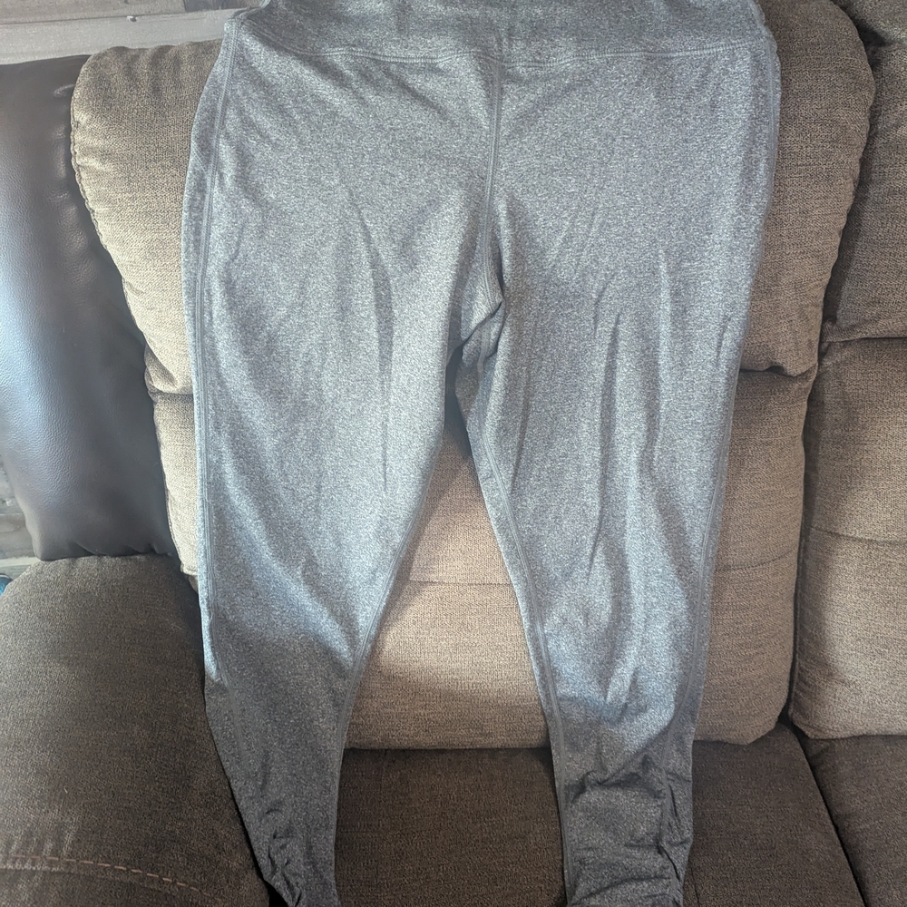 Gray Track Pants with Elastic Waist and Breathable Fabric